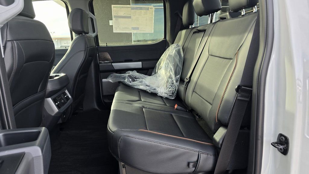 New 2026 Ford F250 Lariat w/ Black Appearance Package AWD/4WD image 34