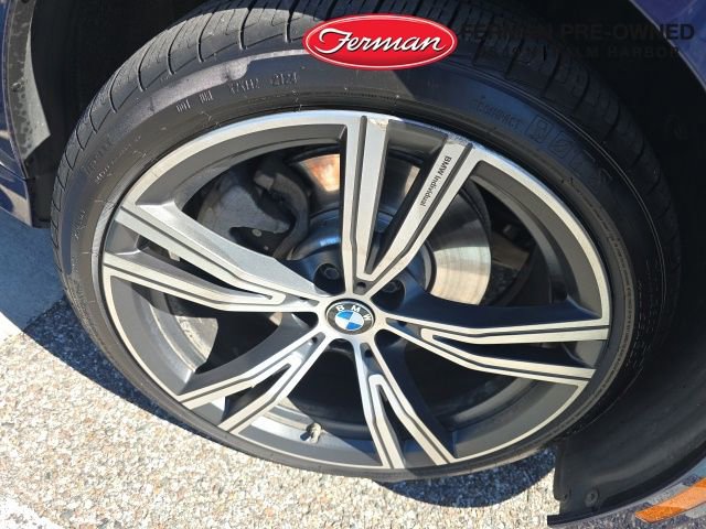 Used 2020 BMW 330i xDrive Sedan w/ Premium Package image 8