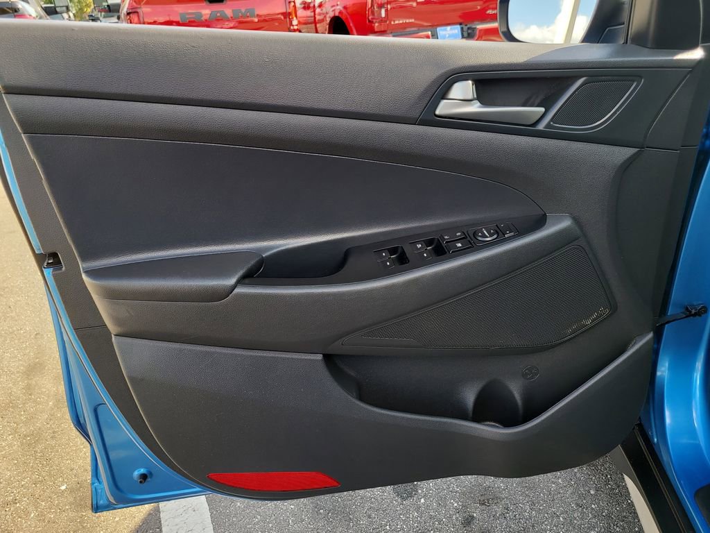 Used 2018 Hyundai Tucson Value w/ Cargo Package FWD image 13
