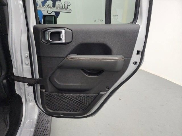 New 2024 Jeep Wrangler Unlimited Sahara AWD/4WD image 27