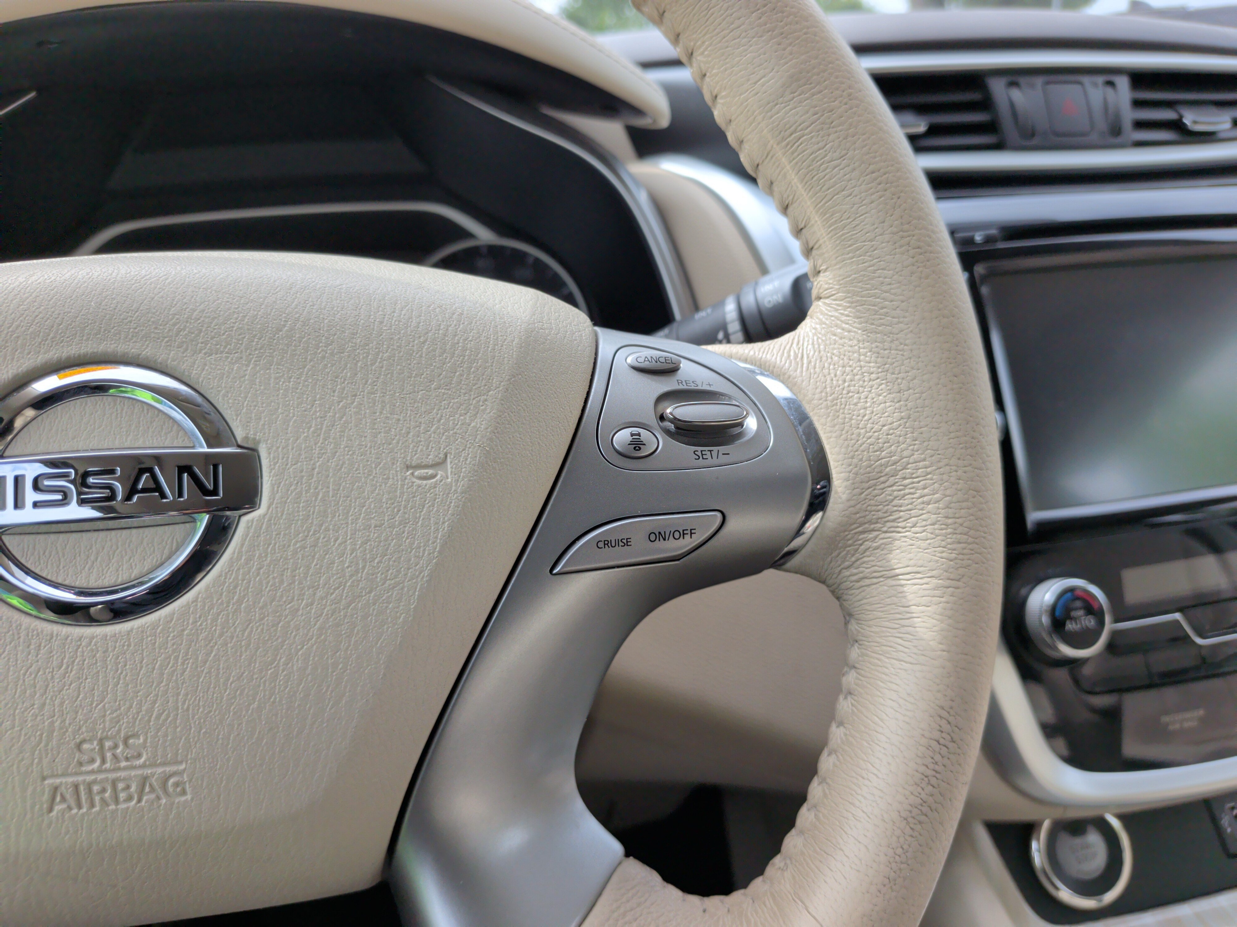 Used 2018 Nissan Murano Platinum w/ Cargo Package FWD image 24