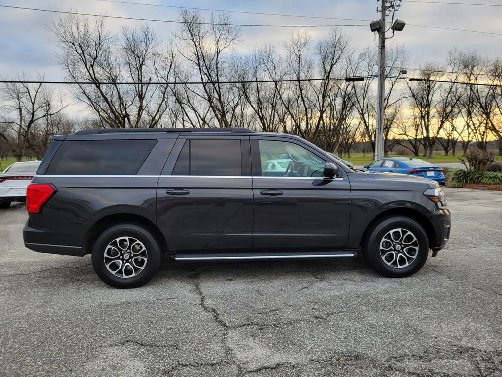 Certified 2023 Ford Expedition Max XLT image 7