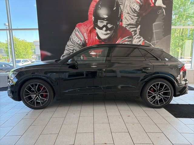 Used 2023 Audi SQ8 Premium Plus w/ Executive Package AWD/4WD image 2