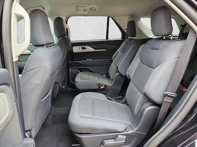New 2026 Ford Explorer Active RWD image 16