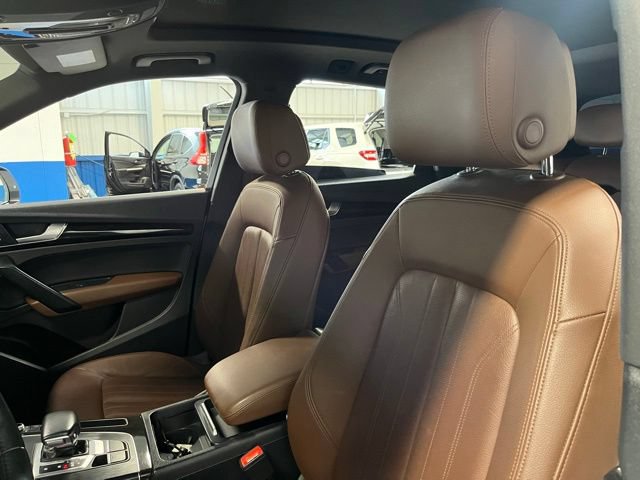 Used 2018 Audi Q5 2.0T Premium Plus w/ Premium Plus Package AWD/4WD image 23