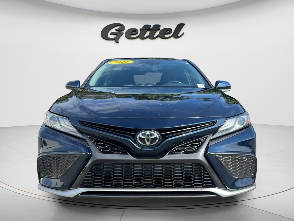 Used 2021 Toyota Camry XSE FWD image 2