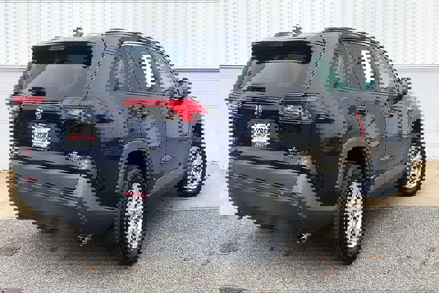 Used 2020 Toyota RAV4 XLE image 17