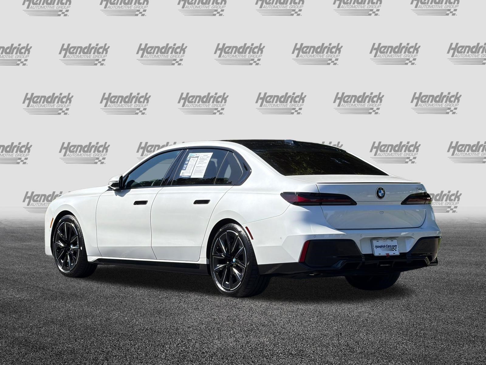 Used 2026 BMW 740i RWD image 7