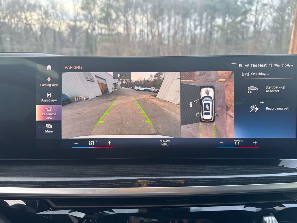 Used 2023 BMW X7 M60i image 28