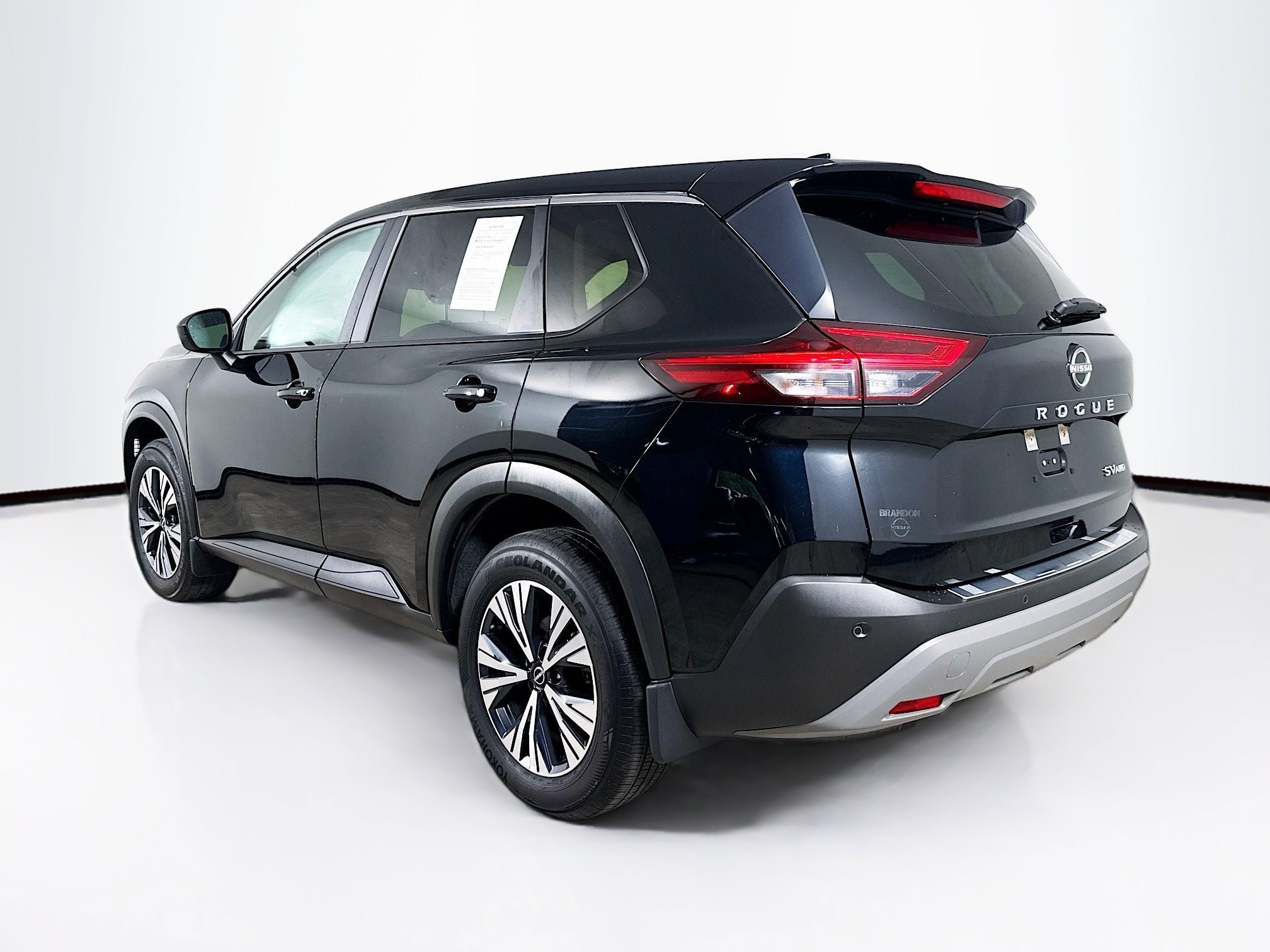Used 2023 Nissan Rogue SV AWD/4WD image 28