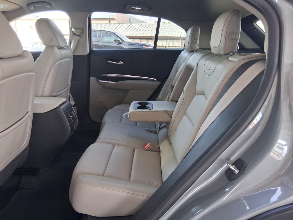 Certified 2023 Cadillac XT4 Luxury FWD image 20