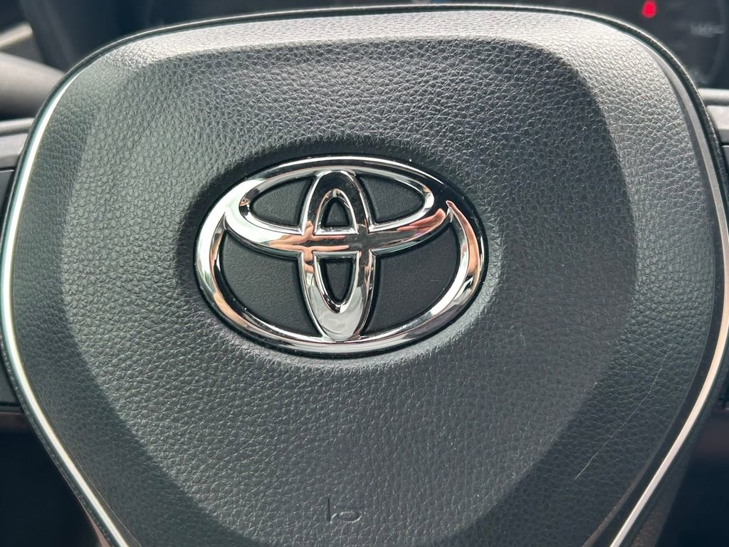 Used 2023 Toyota Corolla SE FWD image 33