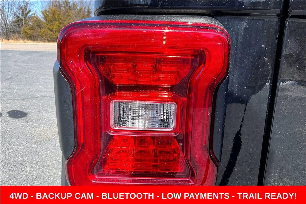 Used 2021 Jeep Wrangler Unlimited Sport AWD/4WD image 22