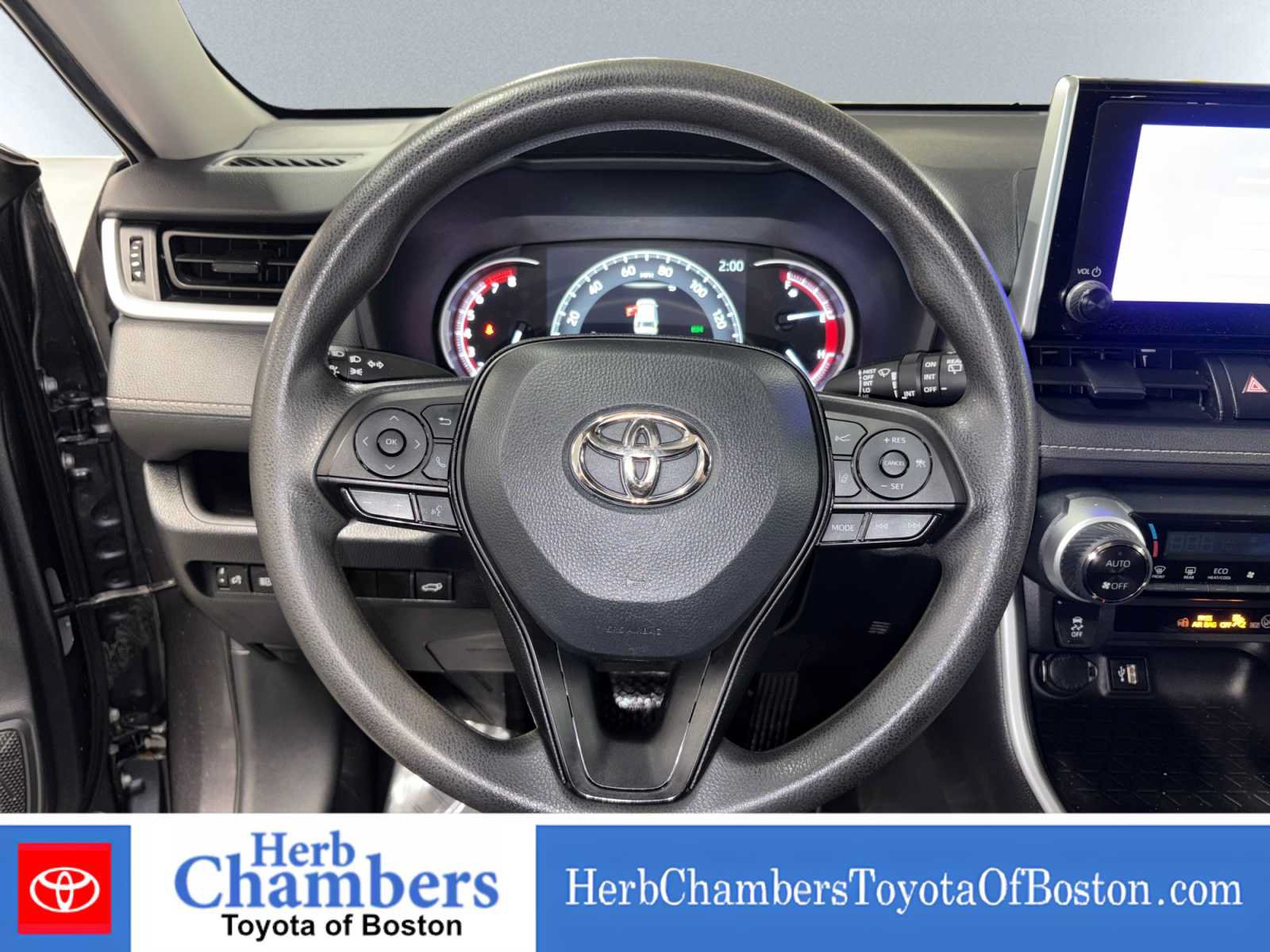 Used 2023 Toyota RAV4 XLE w/ Convenience Package AWD/4WD image 16
