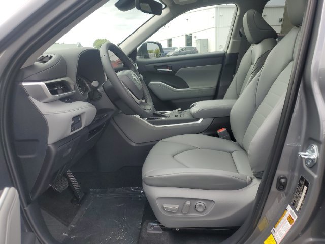 New 2026 Toyota Highlander XLE AWD/4WD image 18