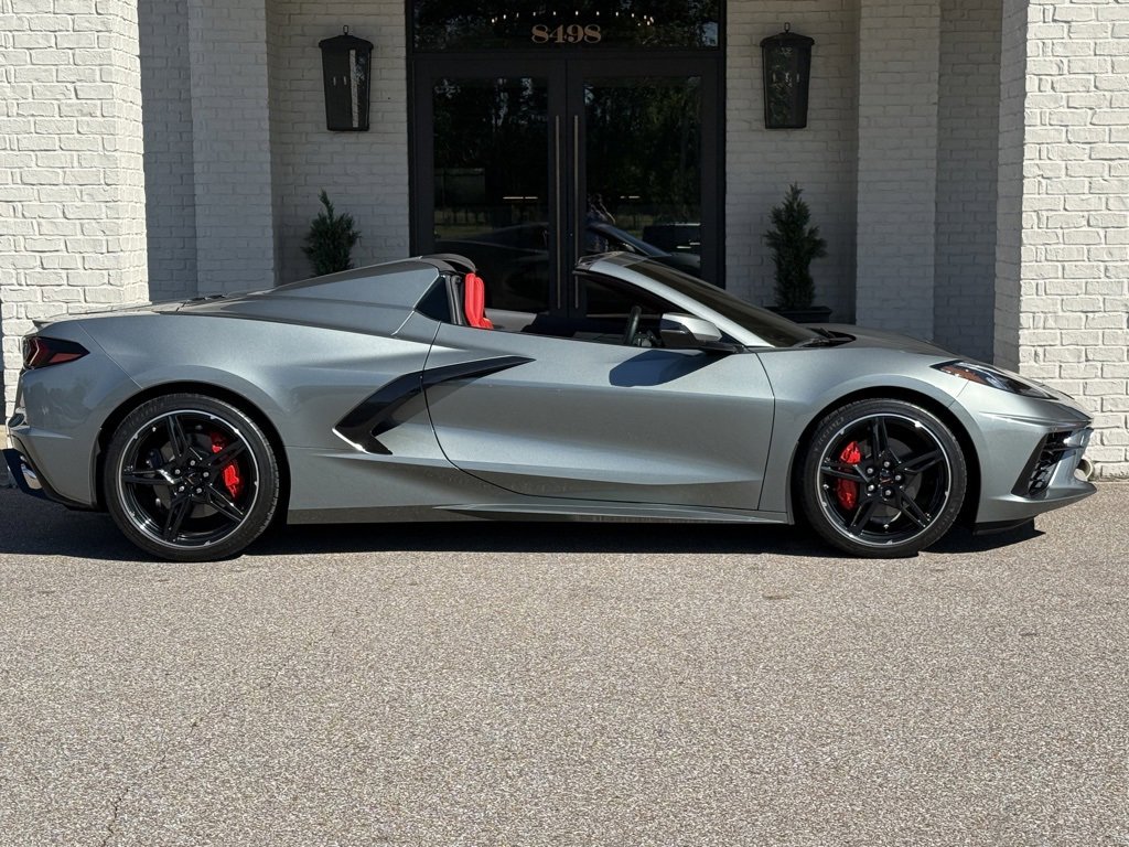 Used 2023 Chevrolet Corvette Stingray Convertible w/ 1LT image 9