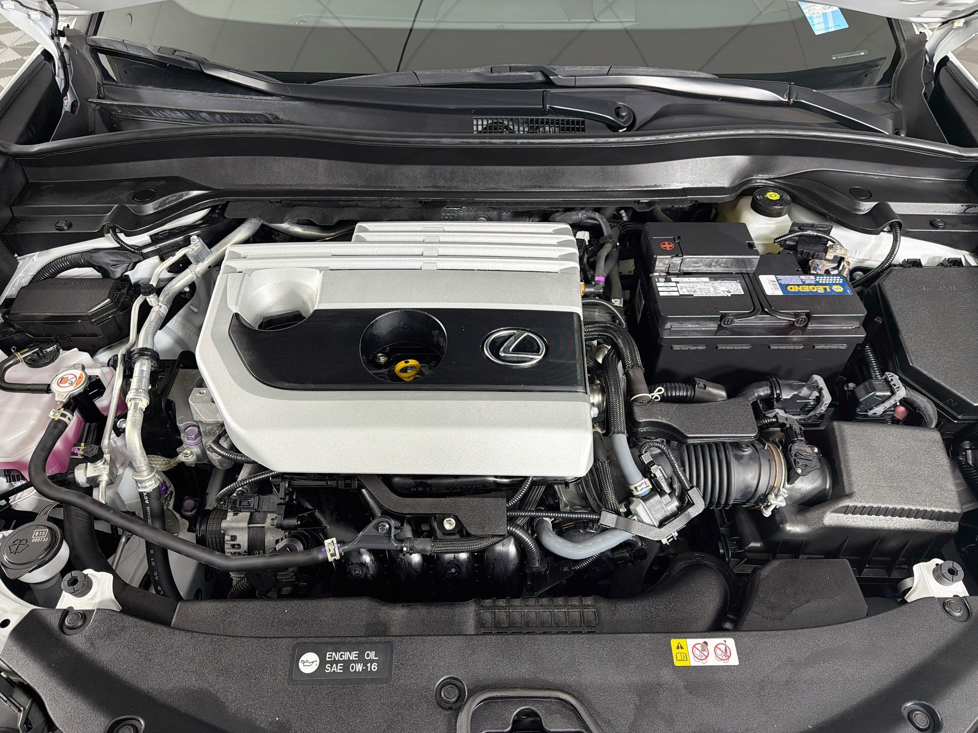 Used 2022 Lexus UX 200 w/ Accessory Package (Z2) FWD image 32