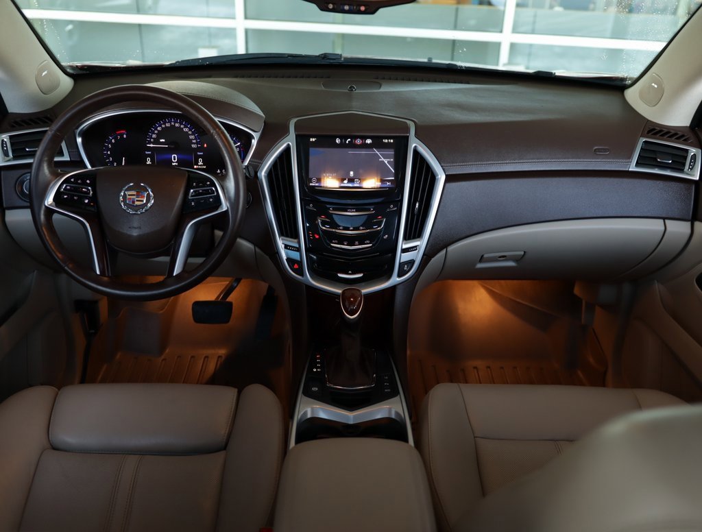 Used 2015 Cadillac SRX Luxury w/ Driver Awareness Package image 20