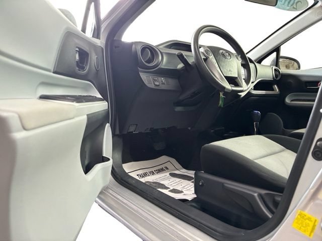 Used 2014 Toyota Prius C Two FWD image 8