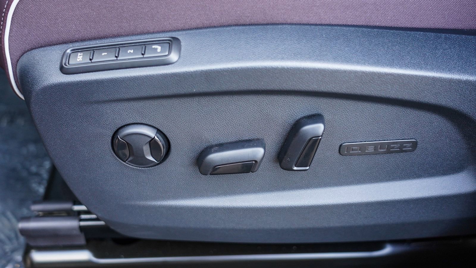 New 2025 Volkswagen ID. Buzz Pro S image 24