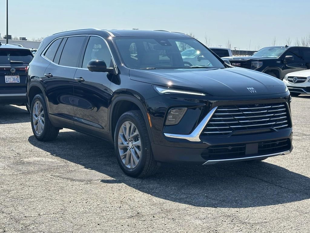 Certified 2025 Buick Enclave Preferred w/ Power Package image 7