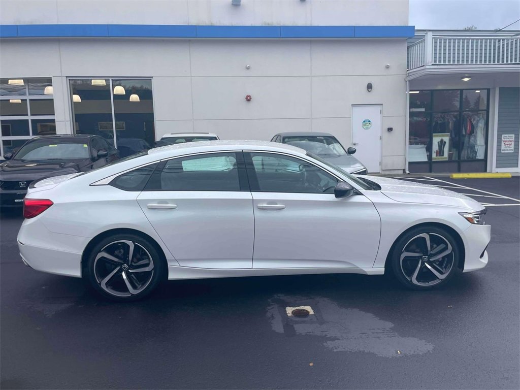 Certified 2022 Honda Accord Sport image 4