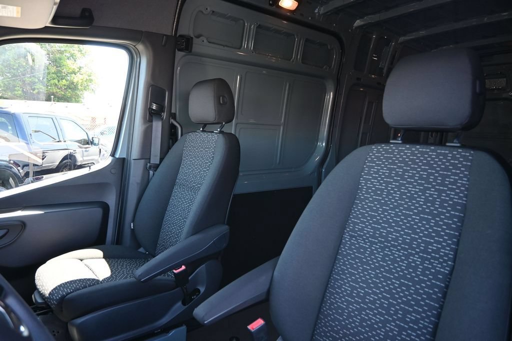 Used 2019 Mercedes-Benz Sprinter 144 image 19