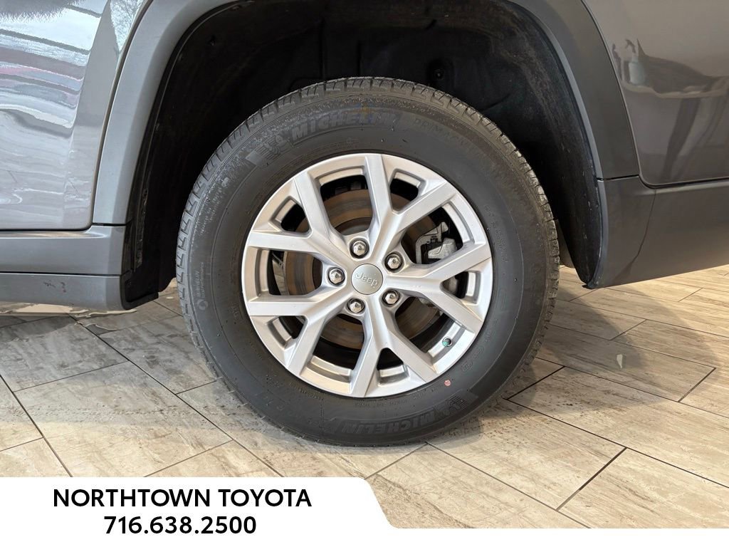 Used 2021 Jeep Grand Cherokee L Limited AWD/4WD image 44