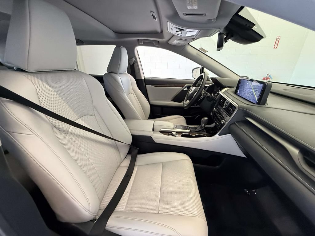 Certified 2022 Lexus RX 350L Premium w/ Premium Package AWD/4WD image 14
