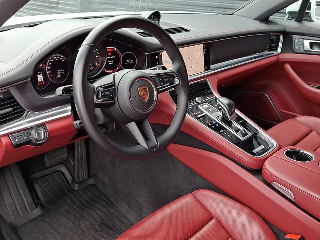 Certified 2023 Porsche Panamera 4 Platinum Edition AWD/4WD image 4