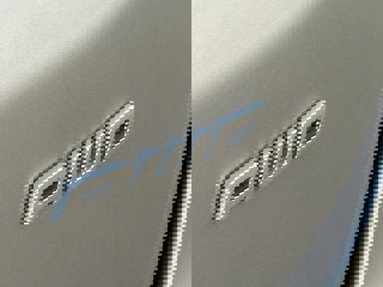 Used 2024 Ford Edge SEL image 11