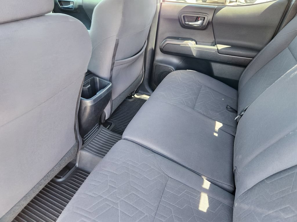 Used 2019 Toyota Tacoma TRD Sport AWD/4WD image 25