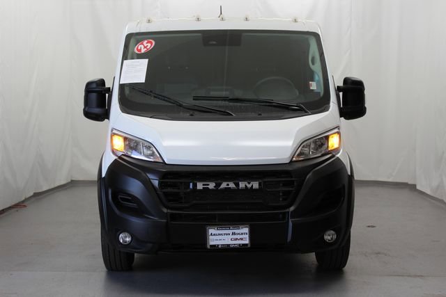 Used 2025 RAM ProMaster 2500 w/ Convenience Group FWD image 4