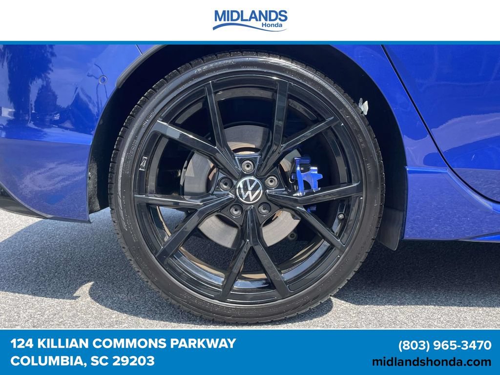 Used 2023 Volkswagen Golf 20th Anniversary Edition AWD/4WD image 7