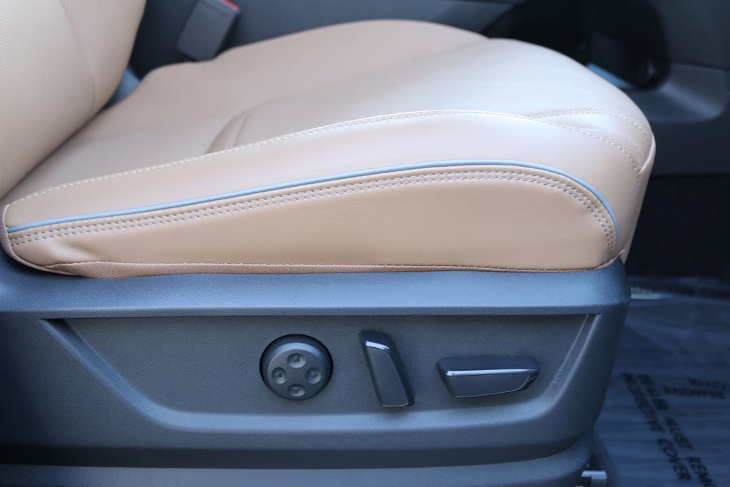 Certified 2025 INFINITI QX80 Luxe image 43