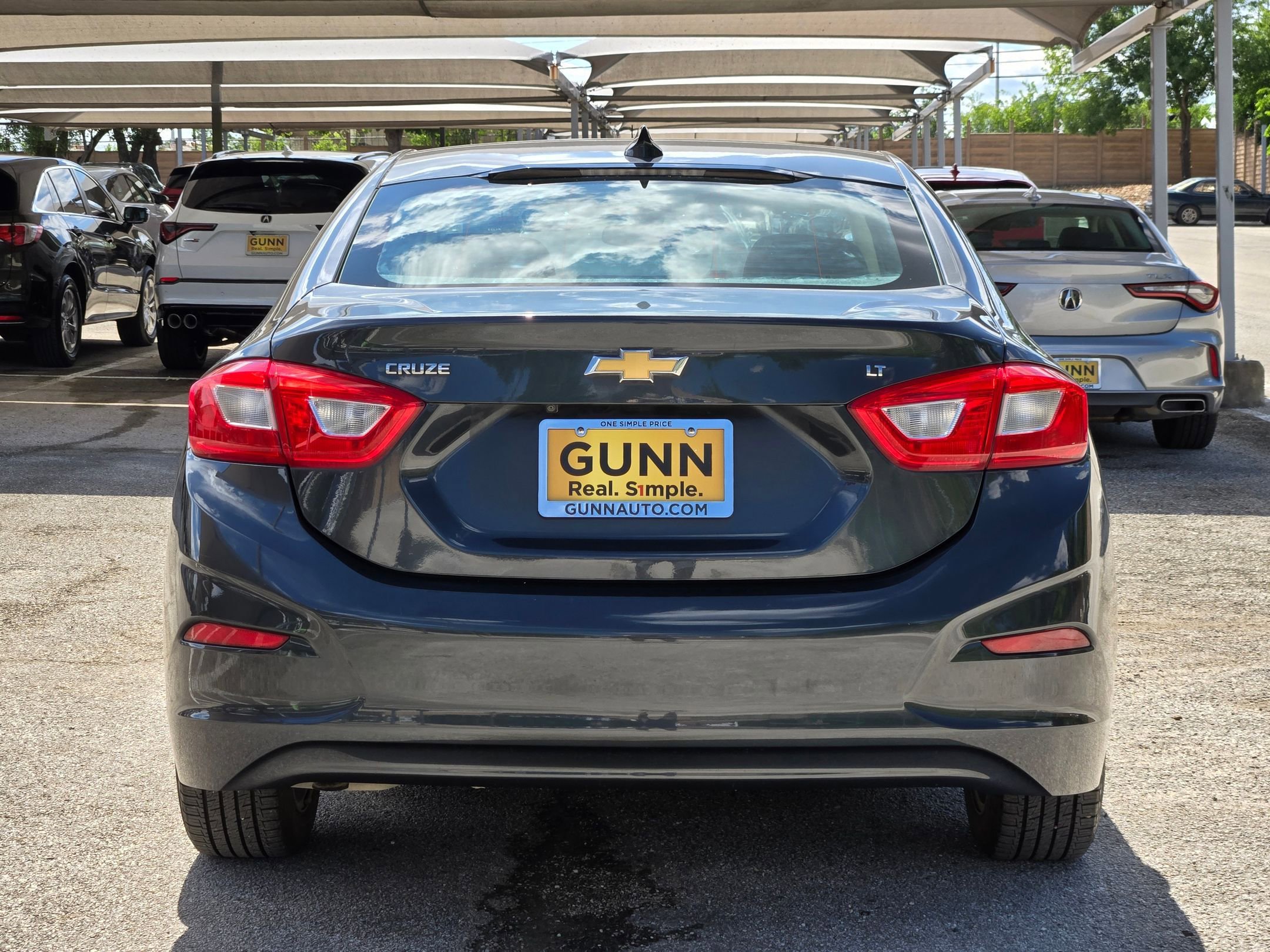 Used 2017 Chevrolet Cruze LT w/ Convenience Package FWD image 5