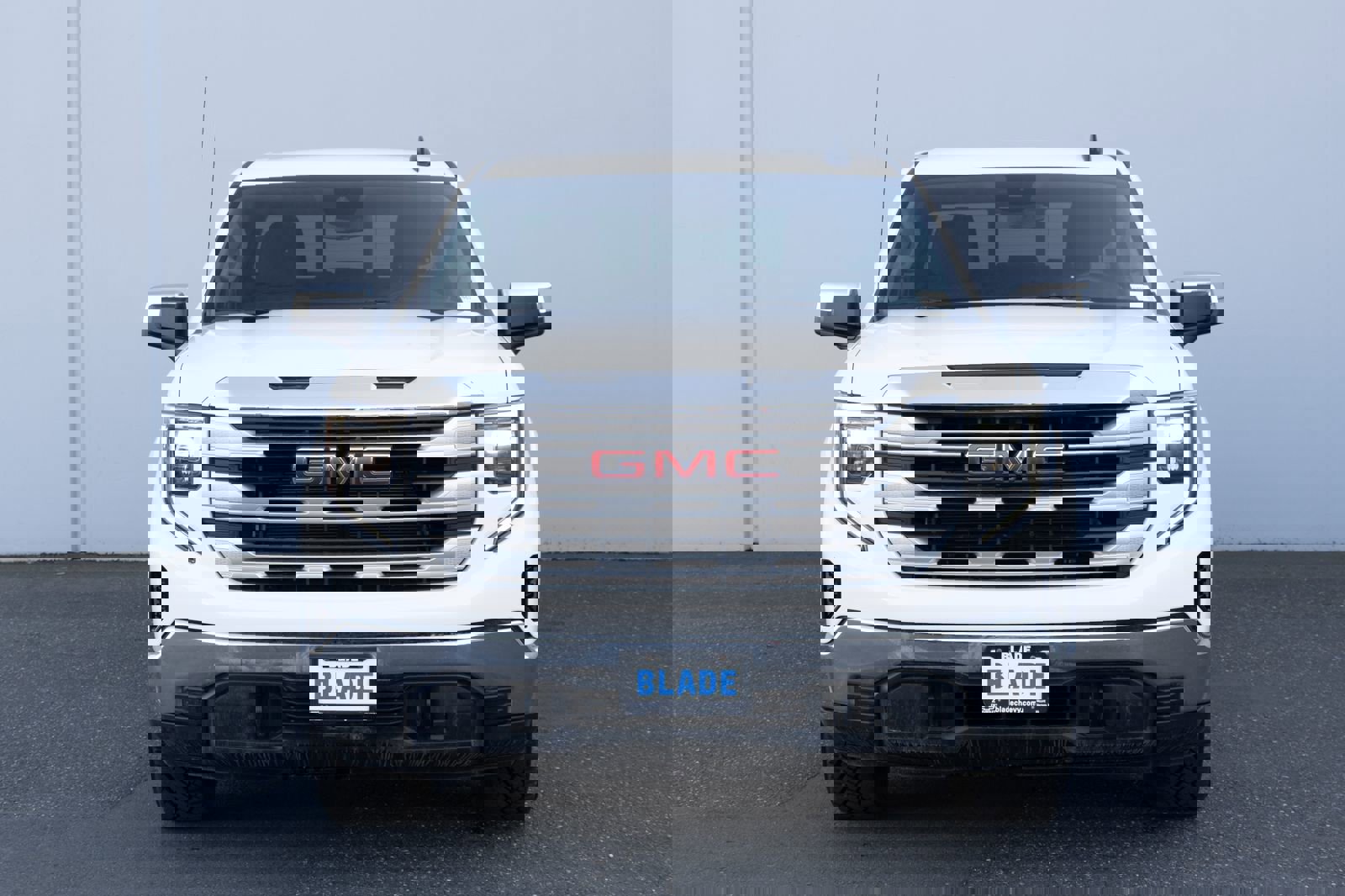 Used 2024 GMC Sierra 1500 SLE w/ Preferred Package image 18