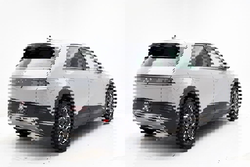 Used 2023 Hyundai Ioniq 5 SEL image 9