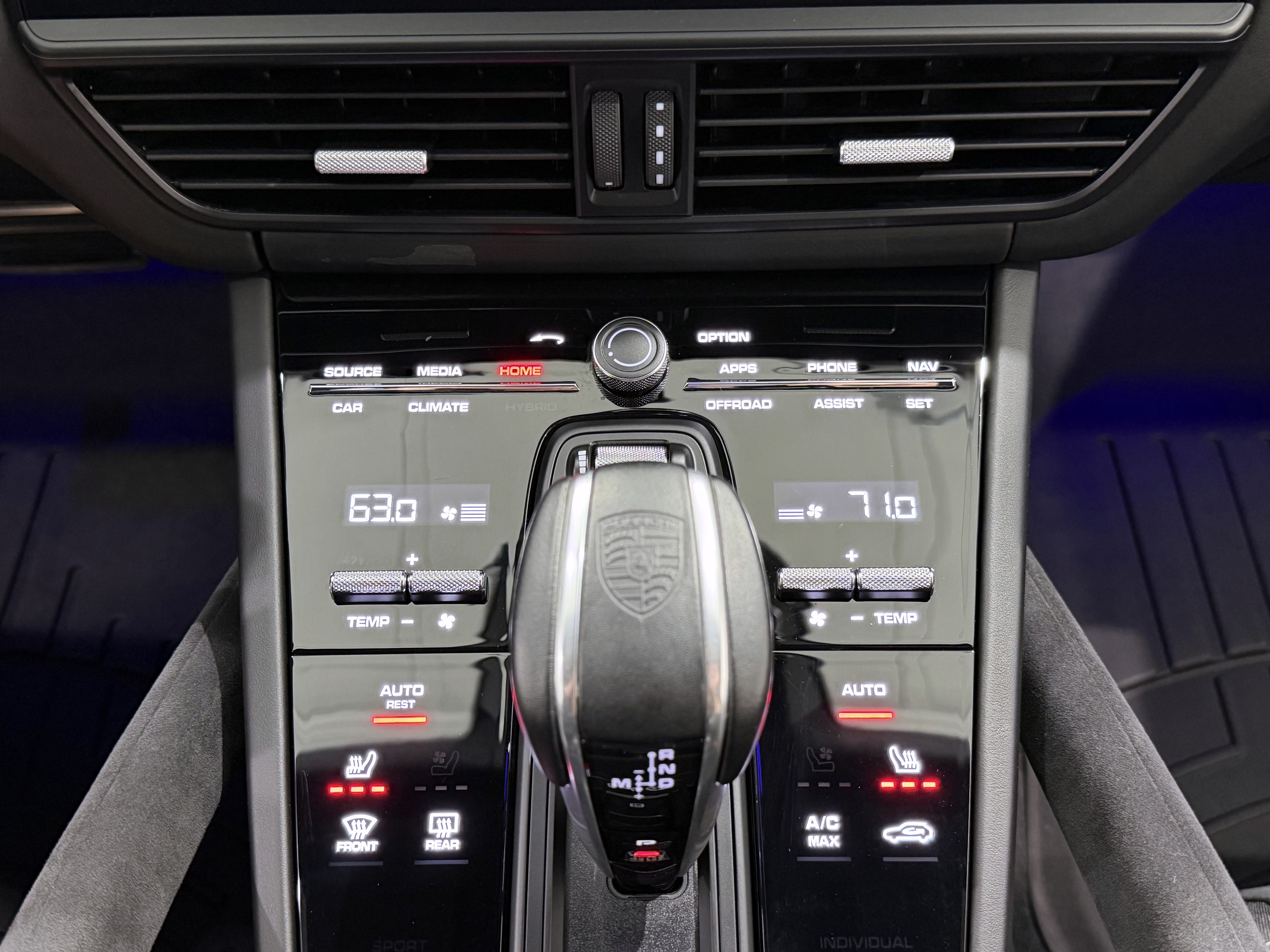 Certified 2022 Porsche Cayenne Turbo GT AWD/4WD image 49