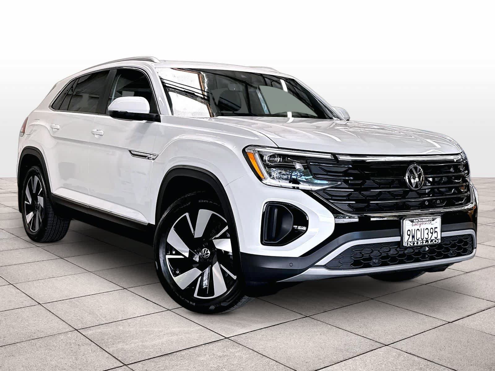 Certified 2026 Volkswagen Atlas Cross Sport SEL w/ Adventure Package AWD/4WD image 3