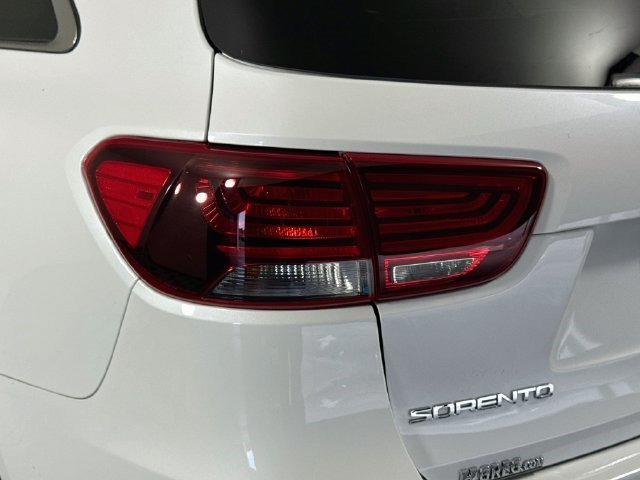 Used 2020 Kia Sorento EX FWD image 35