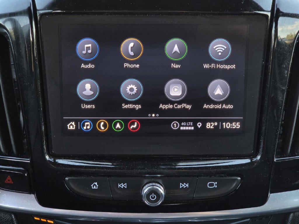 Used 2023 Chevrolet Traverse High Country FWD image 32
