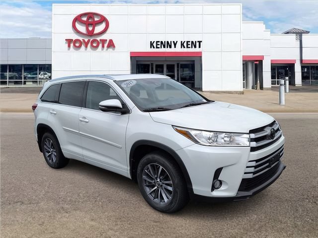 Used 2017 Toyota Highlander XLE w/ Protection Package #3