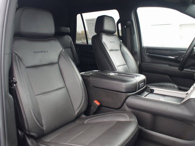Used 2023 GMC Yukon Denali image 23