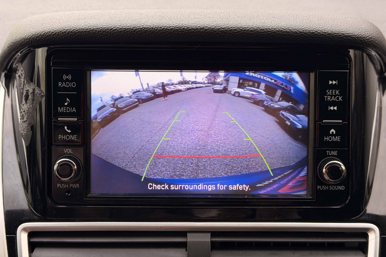 Used 2018 Mitsubishi Eclipse Cross ES image 18