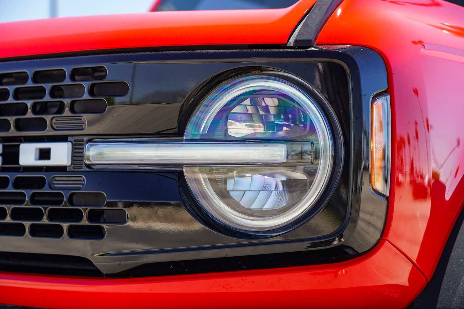 Used 2022 Ford Bronco Wildtrak image 2