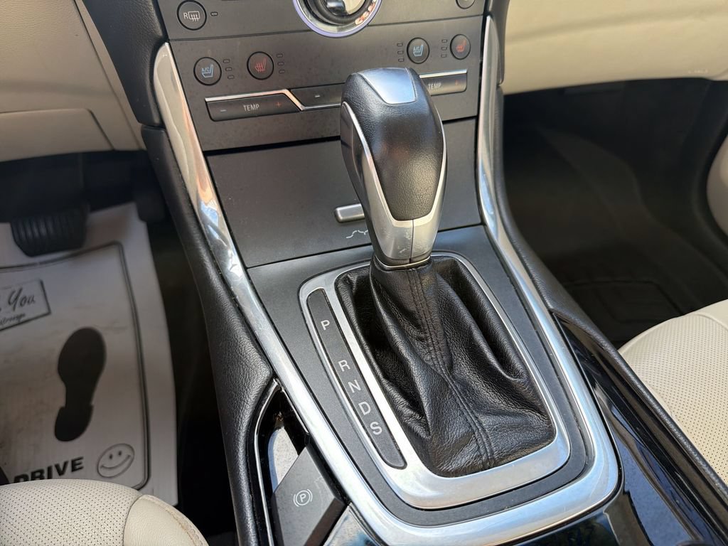 Used 2016 Ford Edge Titanium w/ Equipment Group 301A AWD/4WD image 23