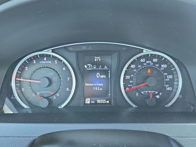 Used 2016 Toyota Camry XSE w/ Moonroof Package FWD image 9