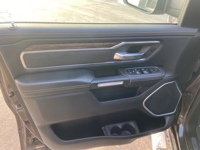 Used 2019 RAM 1500 Laramie image 11