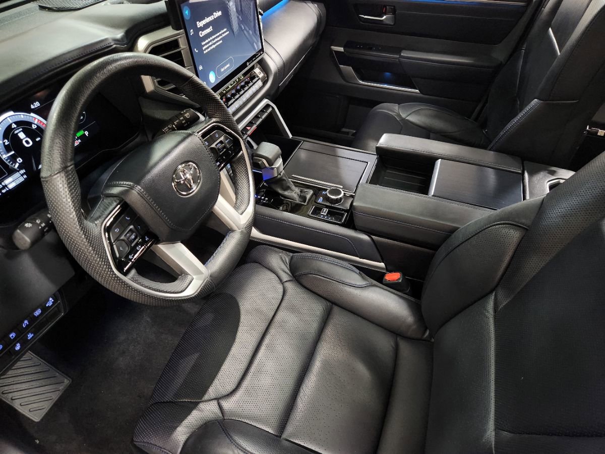 Used 2024 Toyota Sequoia Platinum AWD/4WD image 24